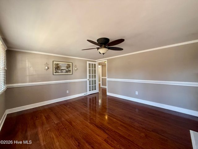 200 First Street, Williamston, NC 27892