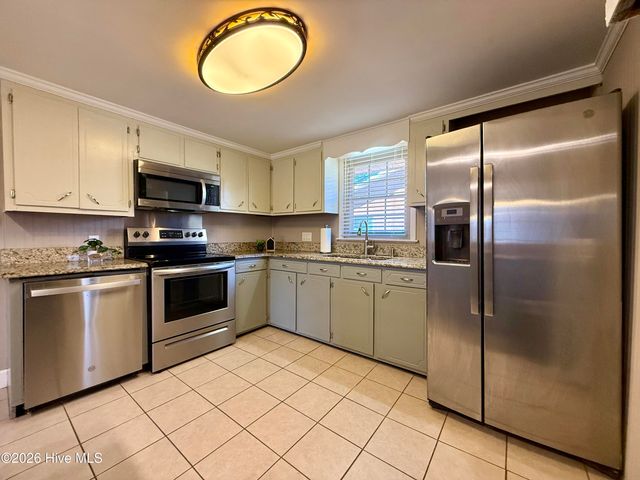 200 First Street, Williamston, NC 27892