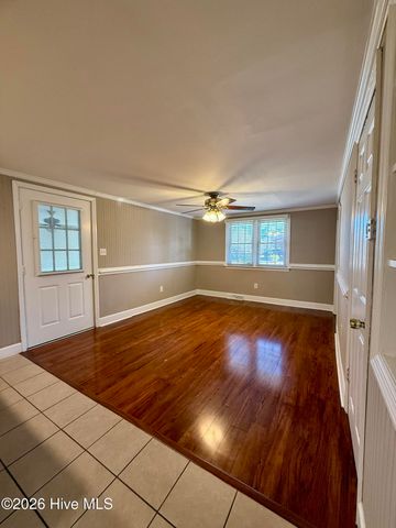 200 First Street, Williamston, NC 27892