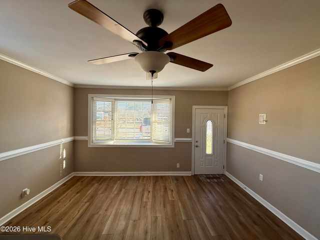 200 First Street, Williamston, NC 27892