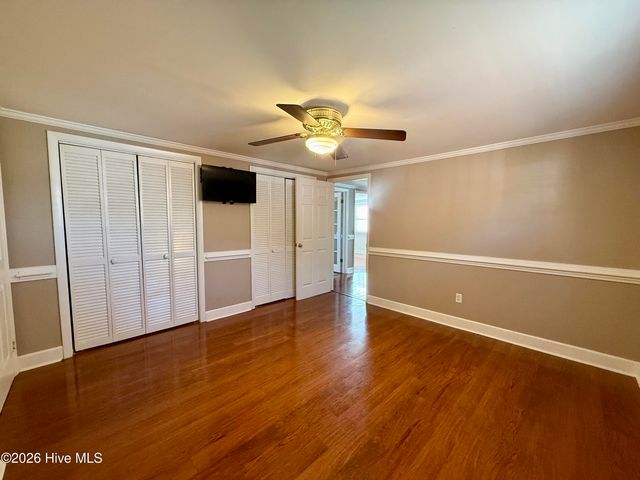 200 First Street, Williamston, NC 27892