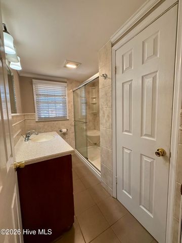 200 First Street, Williamston, NC 27892