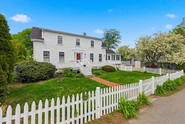 9 Mount Vernon, Marblehead, MA 01945