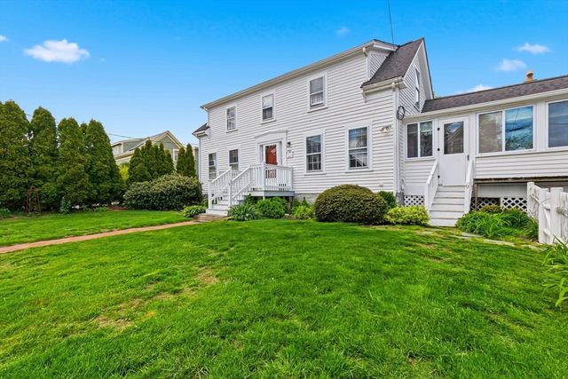 9 Mount Vernon, Marblehead, MA 01945