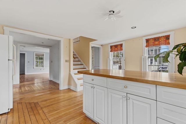 9 Mount Vernon, Marblehead, MA 01945
