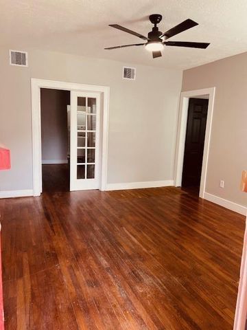 2511 Arbor St Street, Houston, TX 77004