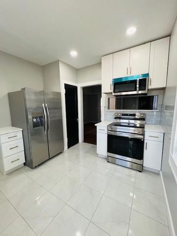 2511 Arbor St Street, Houston, TX 77004