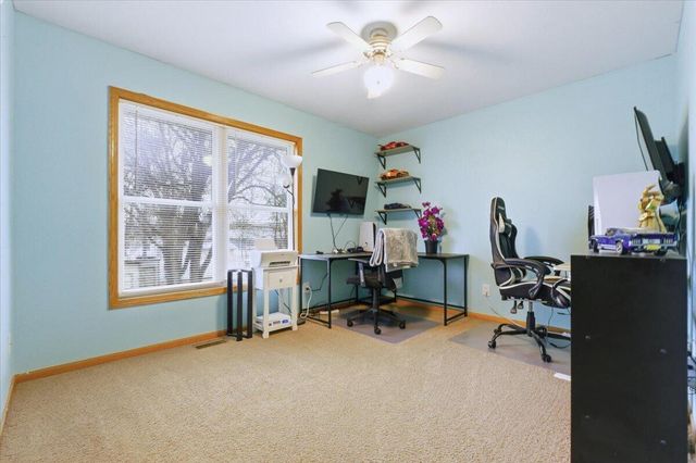 2622 3RD Avenue, Council Bluffs, IA 51501