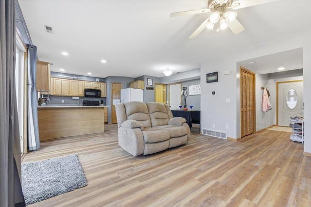 2622 3RD Avenue, Council Bluffs, IA 51501