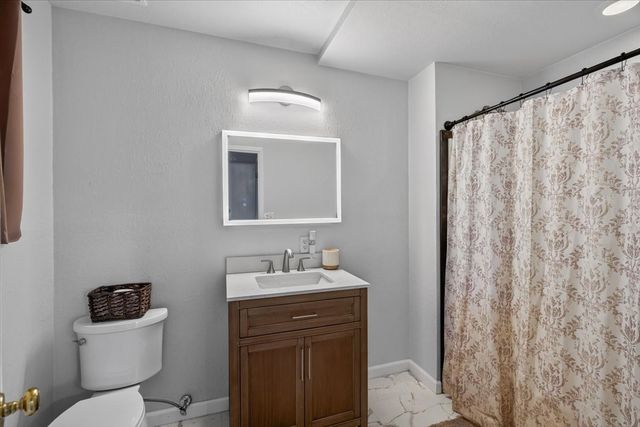 925 Maryland Drive, Athens, TX 75751