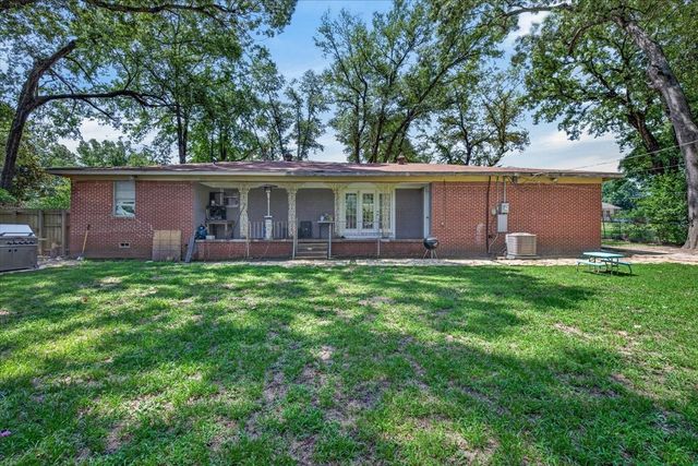 925 Maryland Drive, Athens, TX 75751