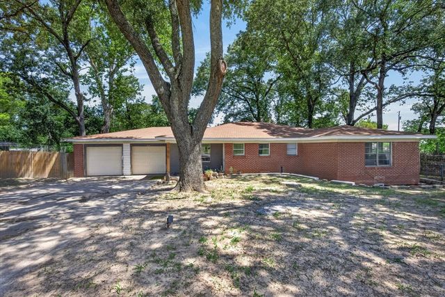 925 Maryland Drive, Athens, TX 75751