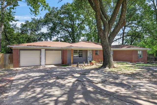 925 Maryland Drive, Athens, TX 75751