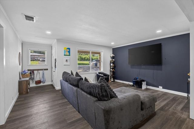 925 Maryland Drive, Athens, TX 75751