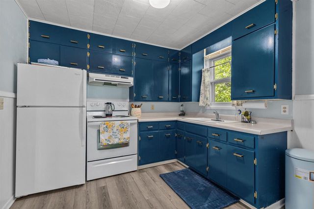 E281 N ROLLOFSON LAKE ROAD, Scandinavia, WI 54977