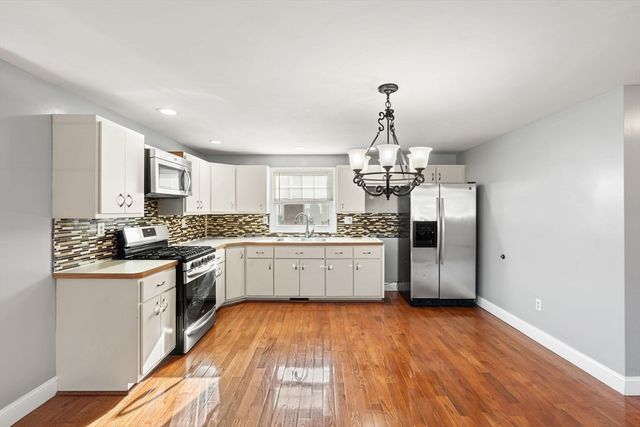 70 W High St 2, Avon, MA 02322