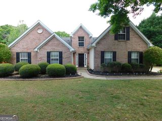 2941 Michelle Lee Drive, Dacula, GA 30019