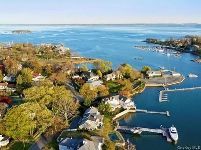 1035 Shore Acres Drive, Mamaroneck, NY 10543