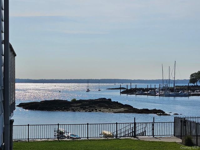 1035 Shore Acres Drive, Mamaroneck, NY 10543