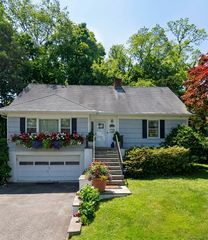 1035 Shore Acres Drive, Mamaroneck, NY 10543