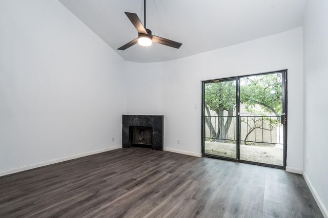 10811 Richmond Ave 109, Houston, TX 77042