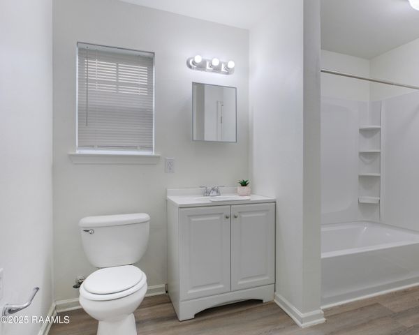 1015 West End Drive, New Iberia, LA 70560