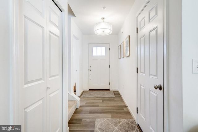 14 SOUTHSIDE DR, Willow Street, PA 17584