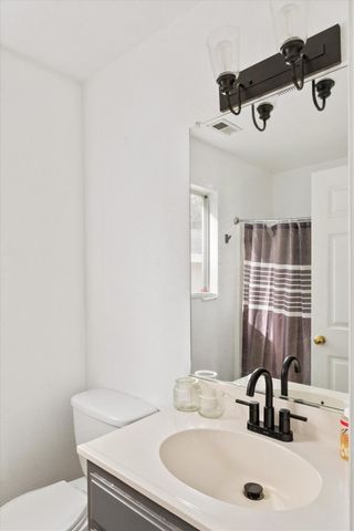 31 Splash Dam Loop, Arnold, CA 95223