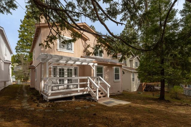 31 Splash Dam Loop, Arnold, CA 95223