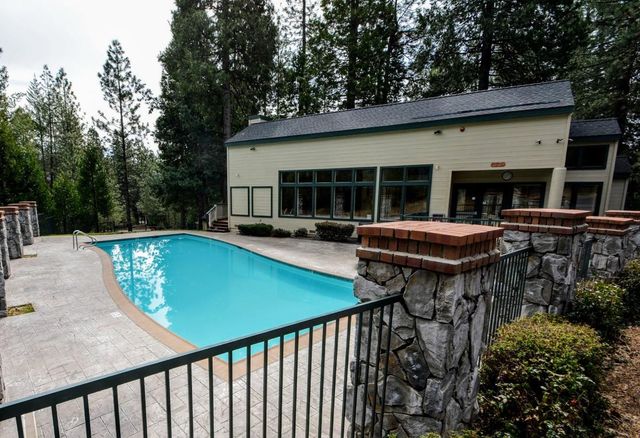 31 Splash Dam Loop, Arnold, CA 95223