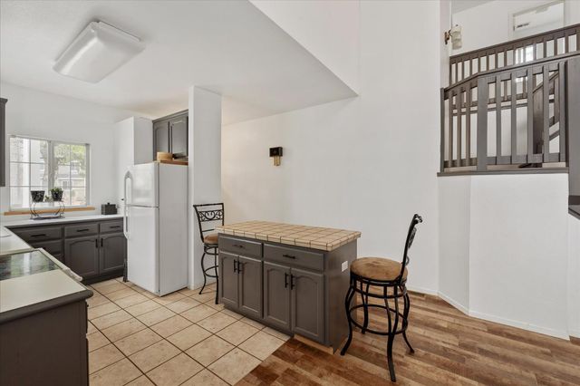 31 Splash Dam Loop, Arnold, CA 95223