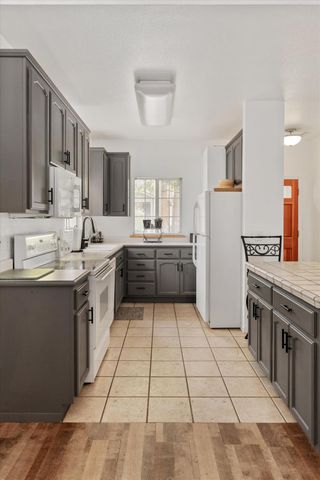 31 Splash Dam Loop, Arnold, CA 95223