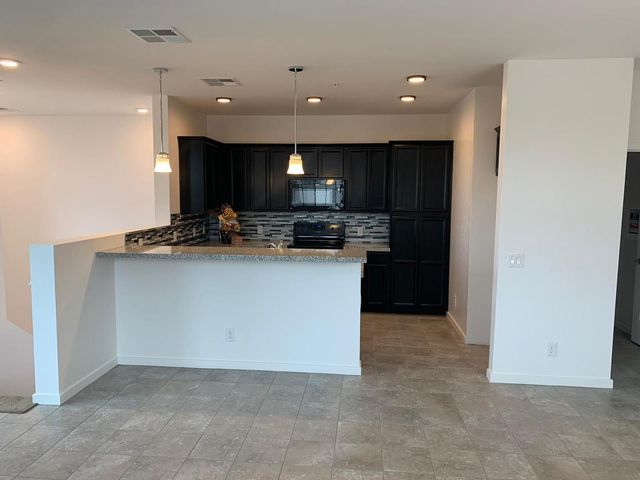 3900 E Baseline Road Unit 118, Phoenix, AZ 85042