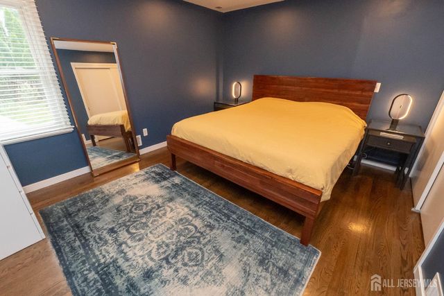 61 Clifton Street, Edison, NJ 08817
