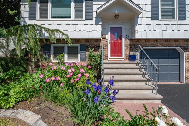 61 Clifton Street, Edison, NJ 08817