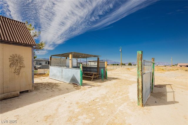 2611 North Idlewild Street, Pahrump, NV 89048