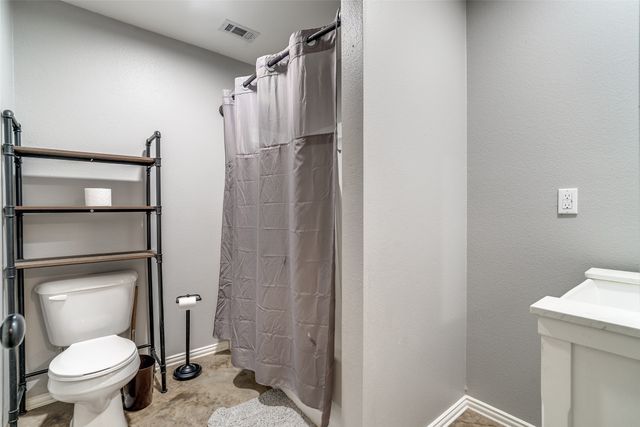 5115 County Road 423, Grandview, TX 76050