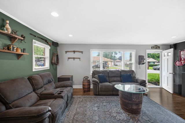 319 SAUGANASH Street, Park Forest, IL 60466