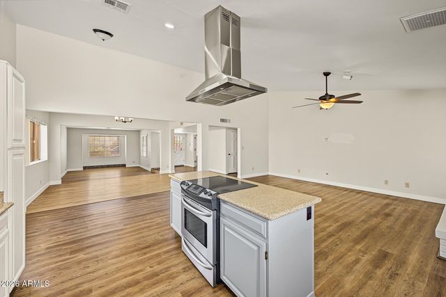 11218 N 63RD Avenue, Glendale, AZ 85304