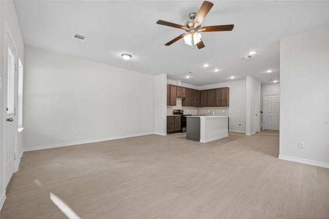 9022 Madera Road B, Houston, TX 77078