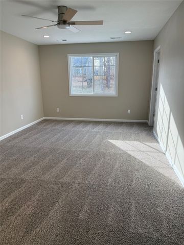 352 E Pleasant View Drive, Des Moines, IA 50315