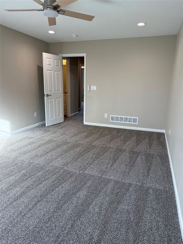 352 E Pleasant View Drive, Des Moines, IA 50315