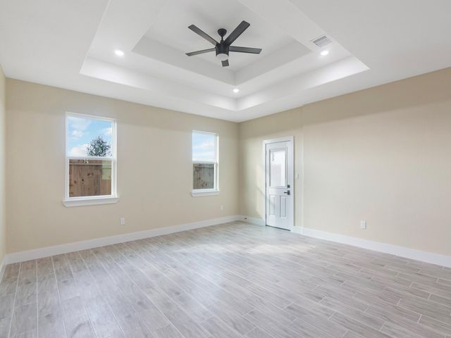 327 Road 5840, Cleveland, TX 77327