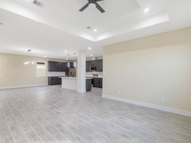 327 Road 5840, Cleveland, TX 77327