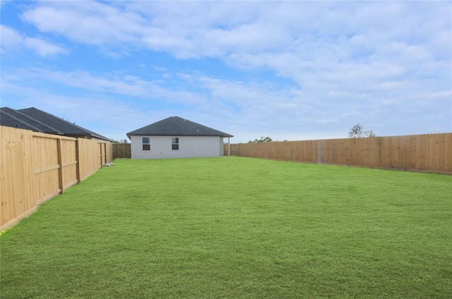 327 Road 5840, Cleveland, TX 77327