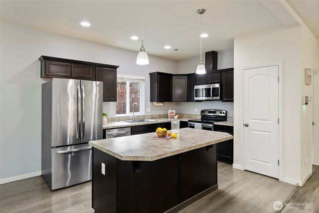 141 SW Marcia Way, Port Orchard, WA 98366