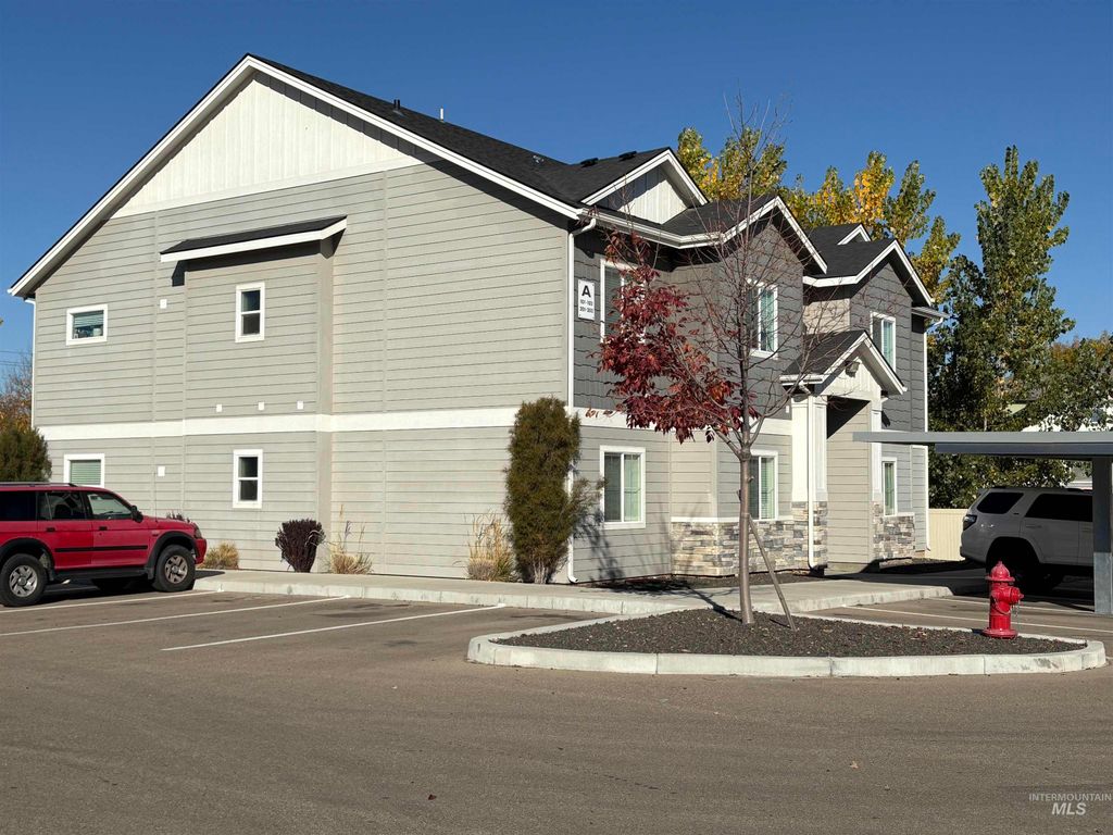 324 NE 3rd St., Meridian, ID 83642 photo 10