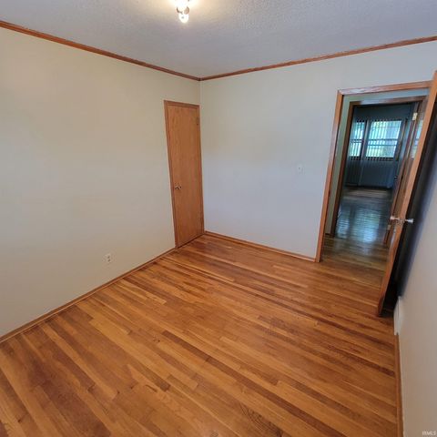 518 S Indiana Avenue, Auburn, IN 46706