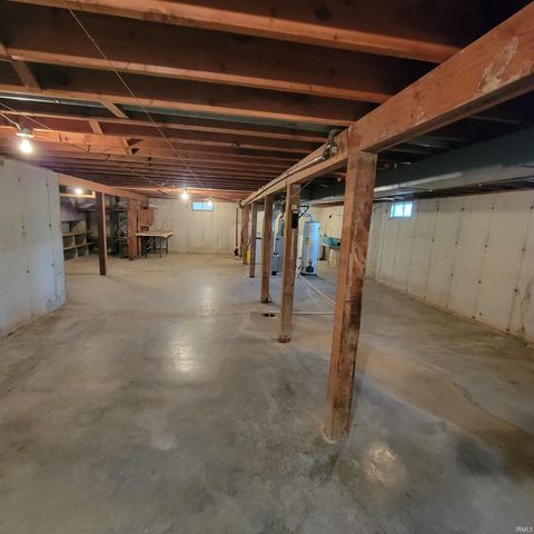 518 S Indiana Avenue, Auburn, IN 46706