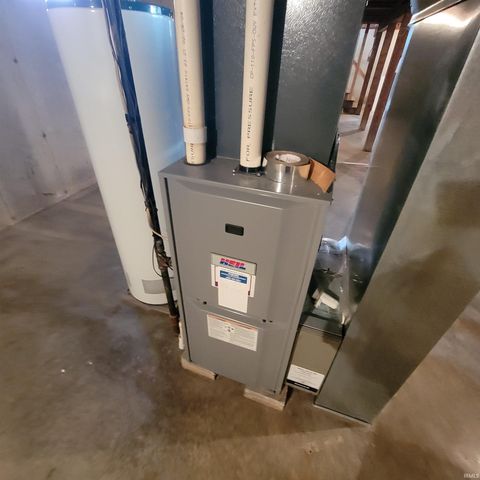 518 S Indiana Avenue, Auburn, IN 46706